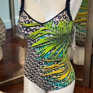 ‼️ SALE ‼️ Sunflair NWT one piece Bathing Plus size 14
